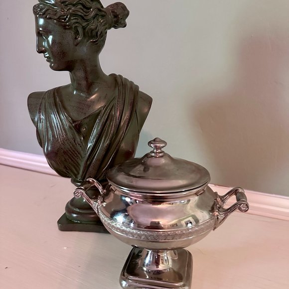 Vintage Manning-Bowman and Company MB Means Best Sugar Bowl with Lid - Picture 15 of 16